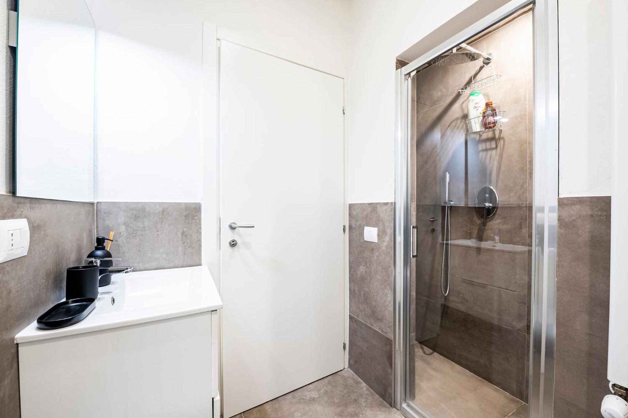 10 Minuti Duomo - Double Con Idromassaggio Appartement