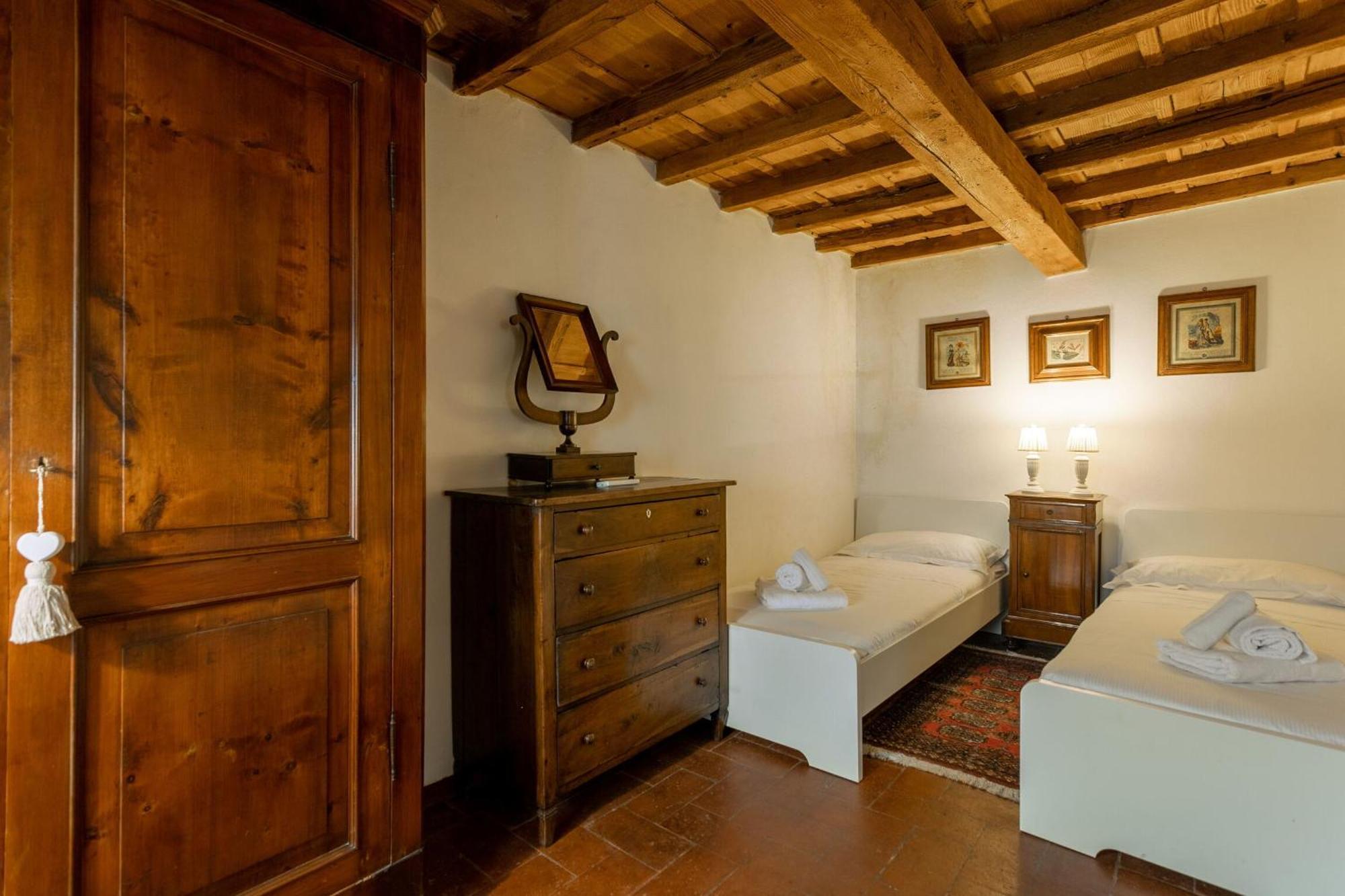 Carlotta Lejlighed Firenze