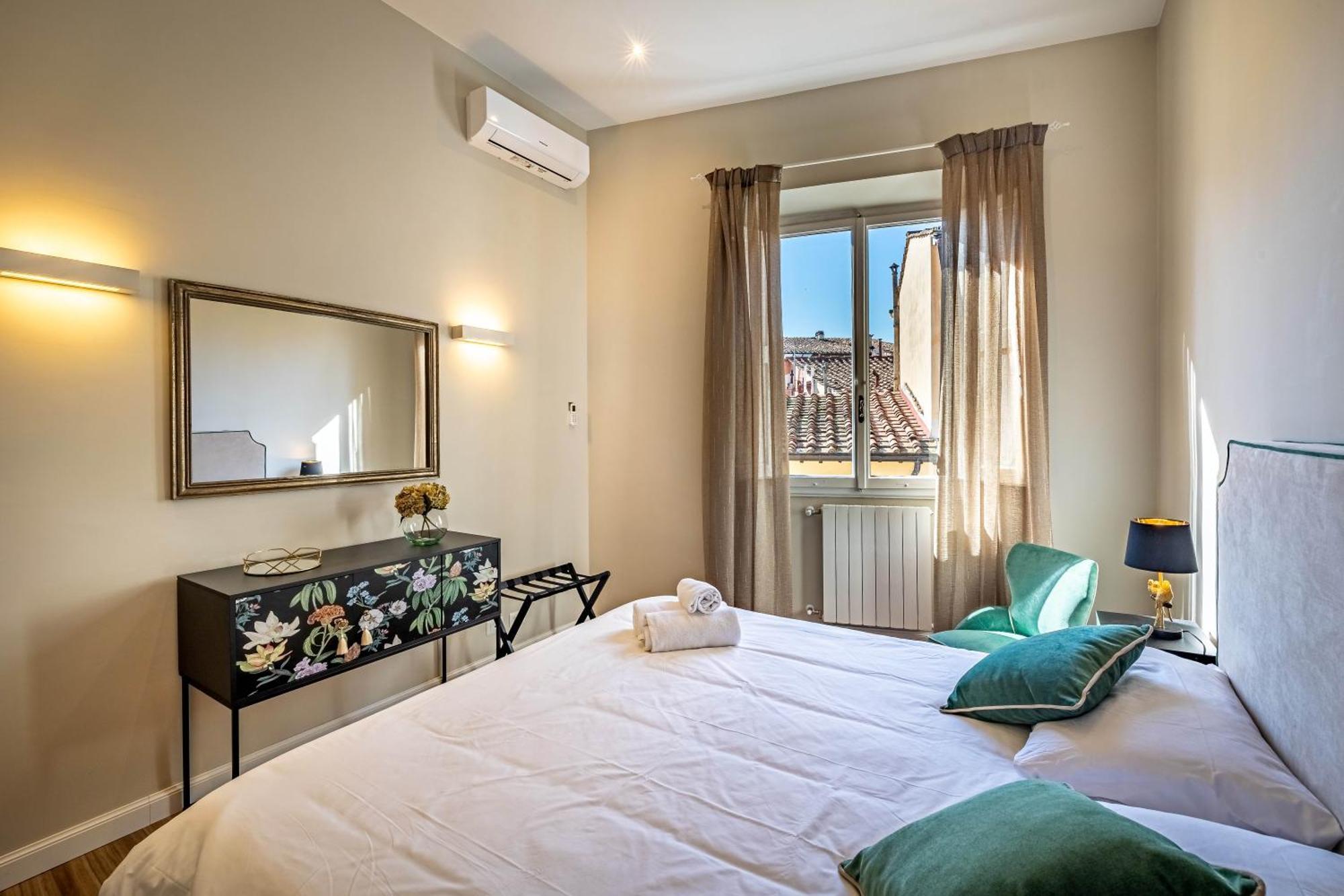 Apartment Yid Penthouse In Santa Croce Florence