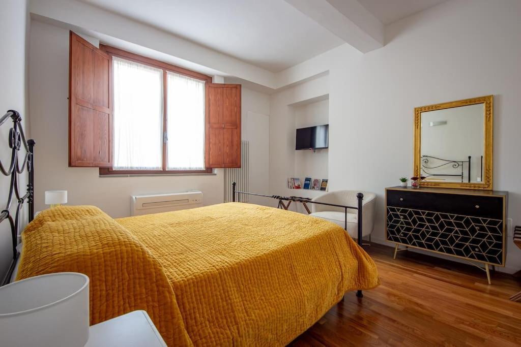 Ciompi Square-hosted By Sweetstay Leilighet Firenze