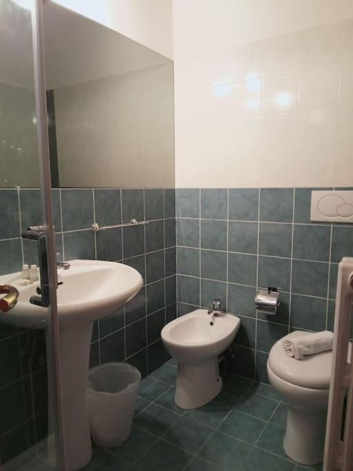 Nazionale B - Two Bedrooms Nearby Central Station * Firenze