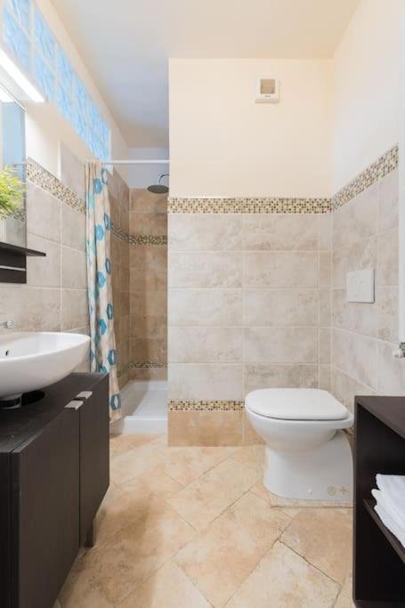 Borgognissanti 6 Appartement *