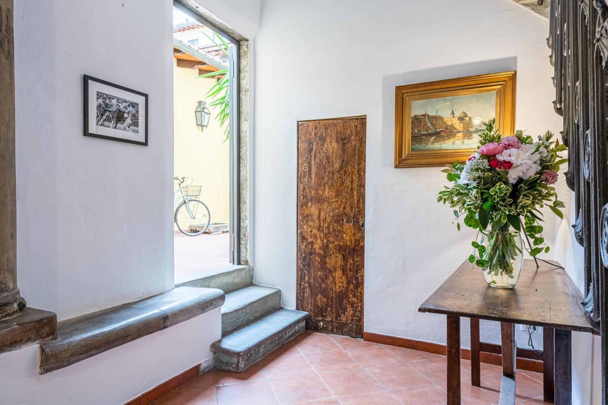 Cortile Santa Monaca Apartment *