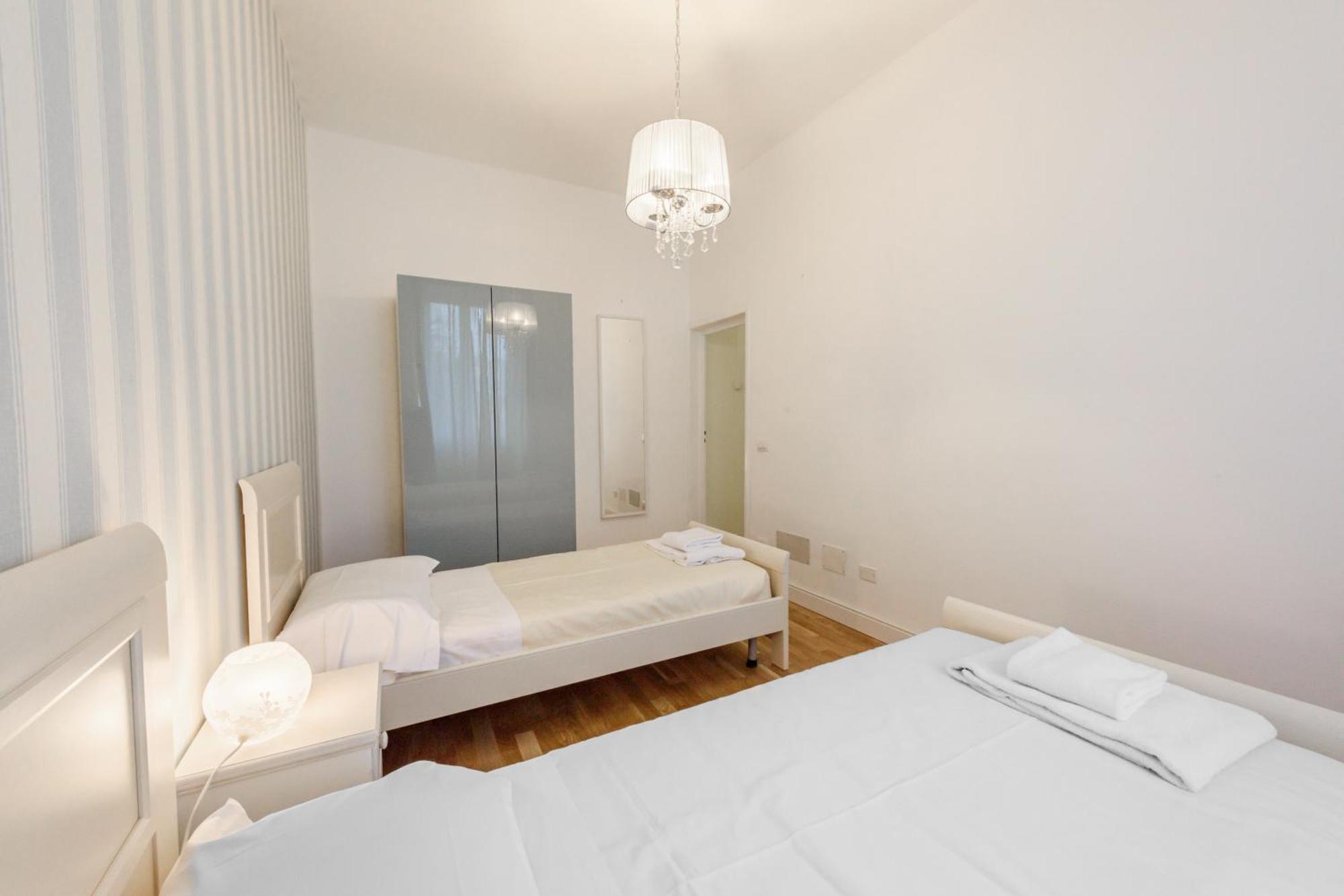 Fabbroni 3 Bedrooms By Mmega Apartment *