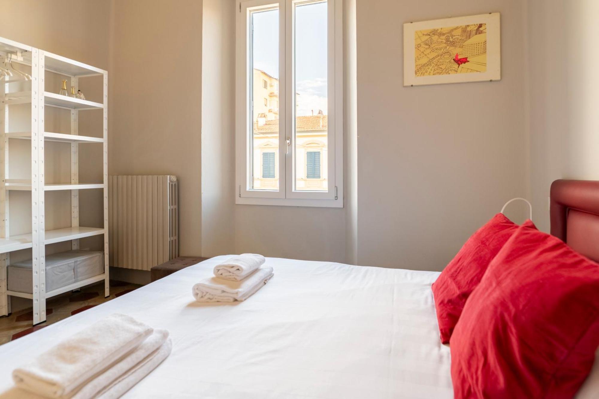 Anna - 4 Camere, Bagni Privati E Giardino *