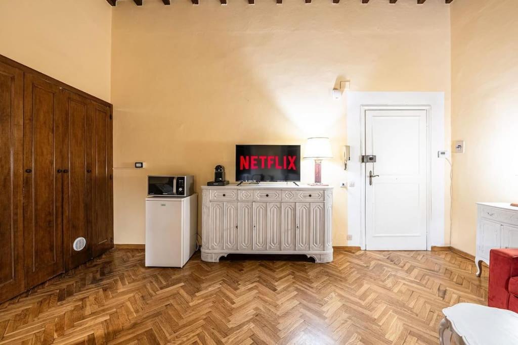 Historic Centre Elegant Appartement *