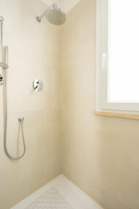 Lb Appartment-a Pochi Passi Da Porta Romana Firenze