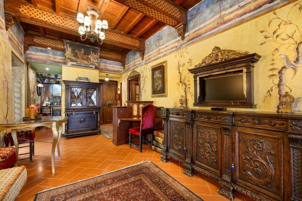 Appartamento Renaissance In Historic Building With Duomo Views