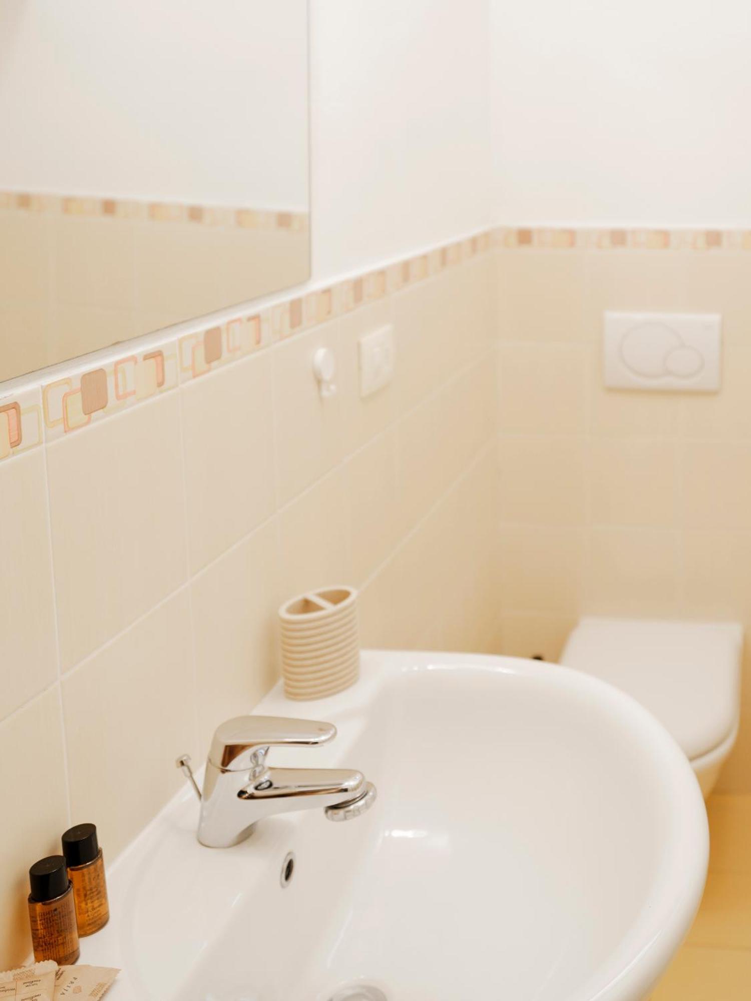 Casa Alessia - Romantic Urban Retreat With Terrace Firenze