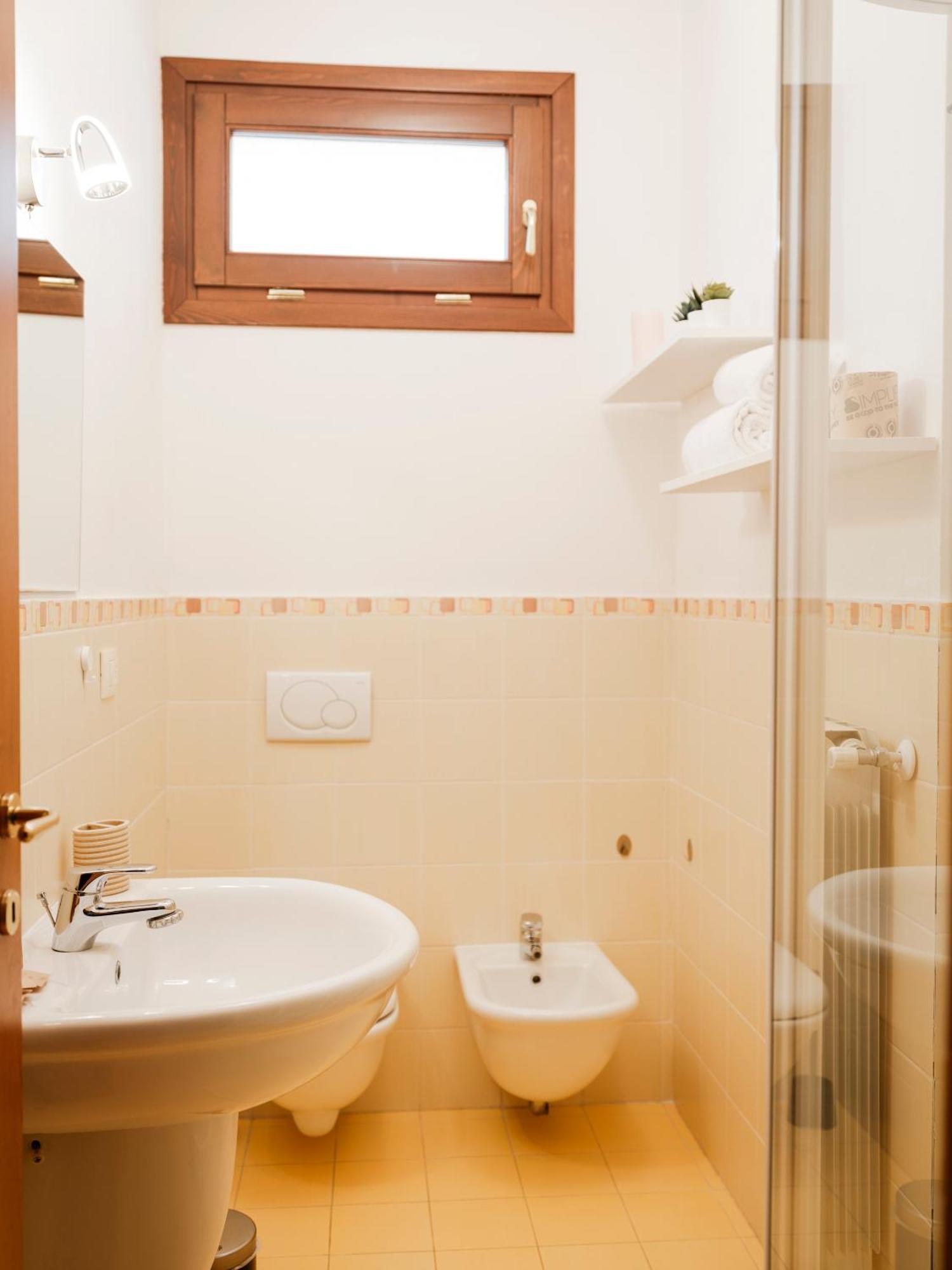 Casa Alessia - Romantic Urban Retreat With Terrace Leilighet Firenze