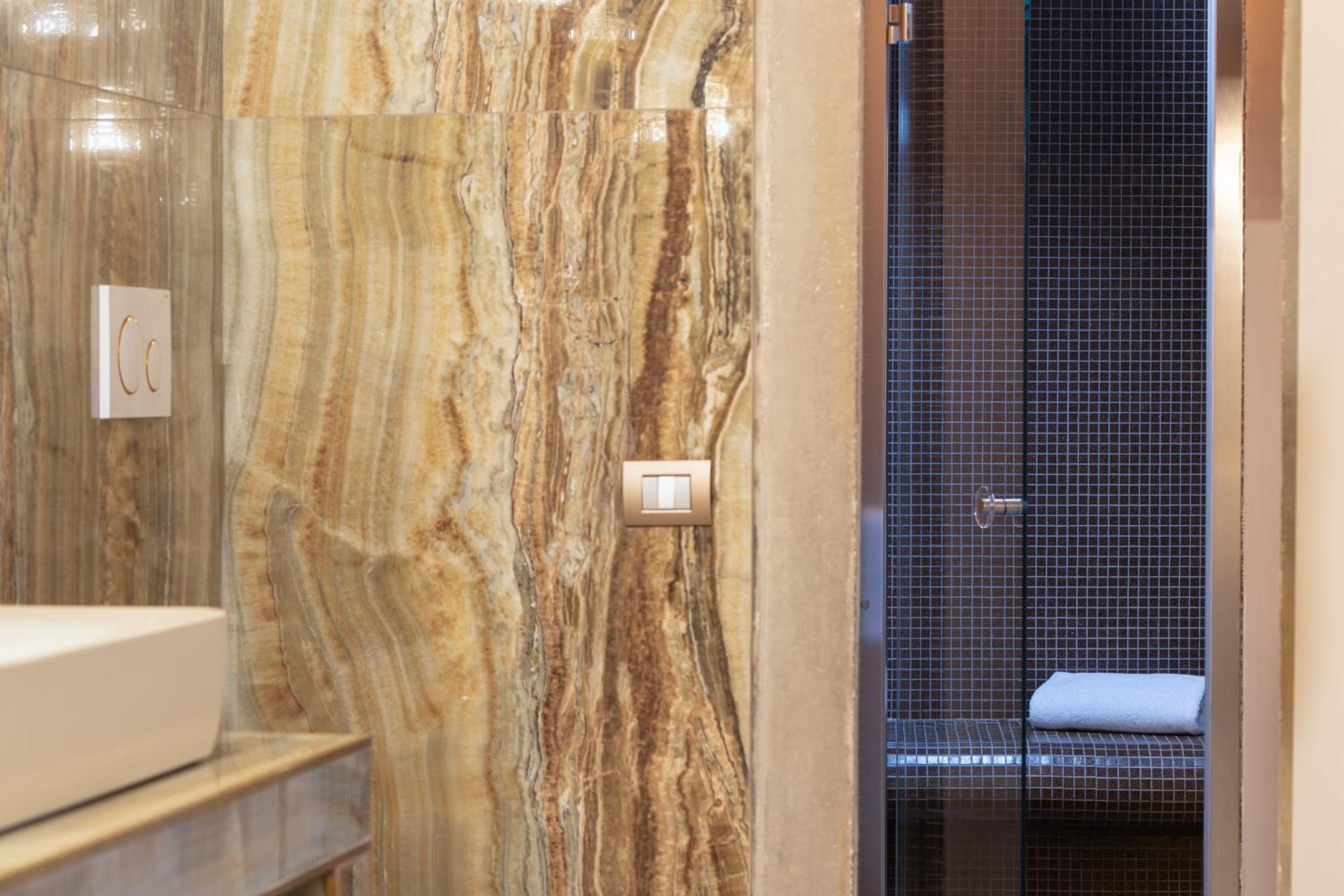 Bed & Breakfast Piazza Pitti Palace - Residenza D'epoca 3*