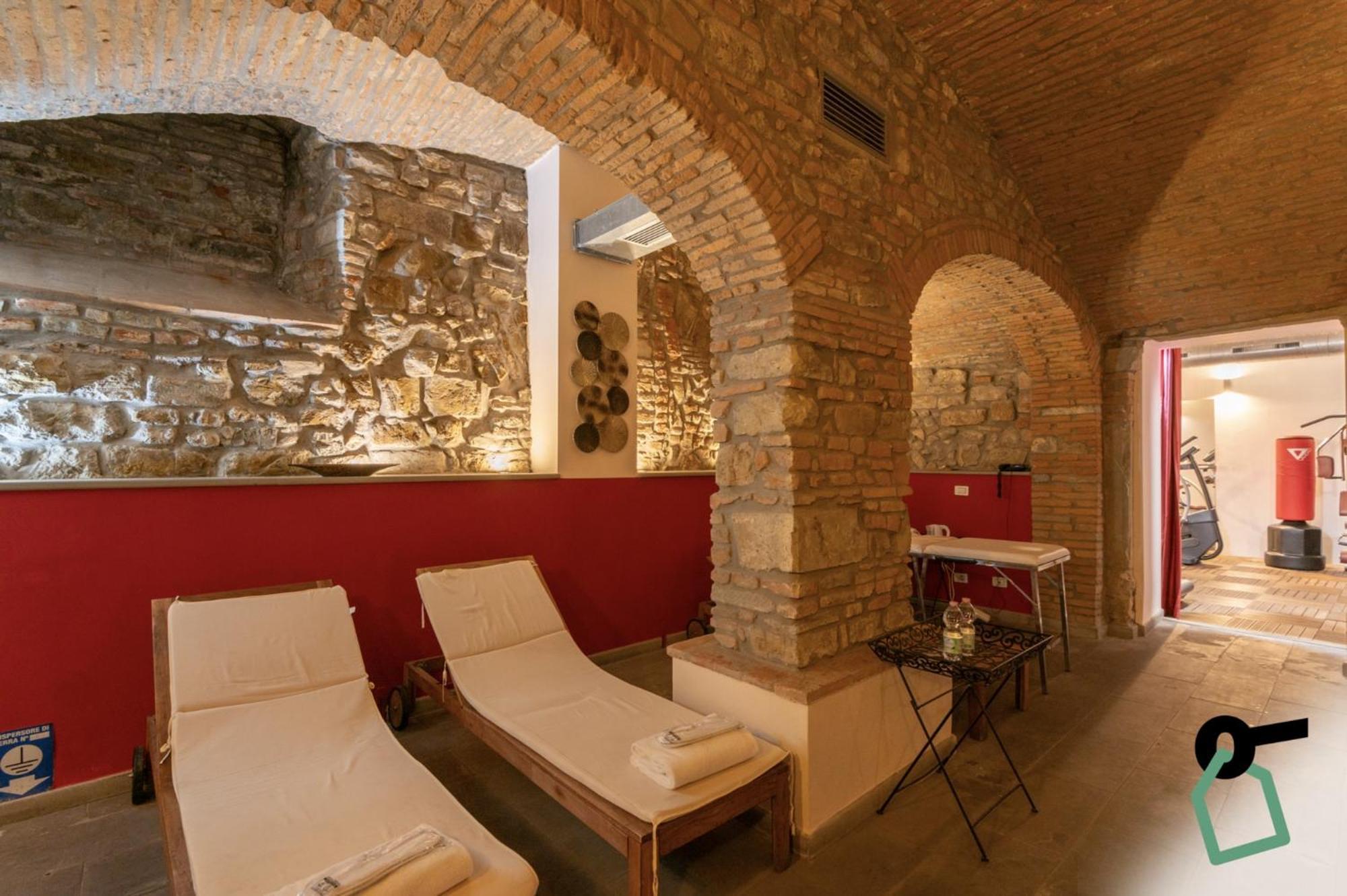 Hotel Hotiday Collection - Ghibellina 4*