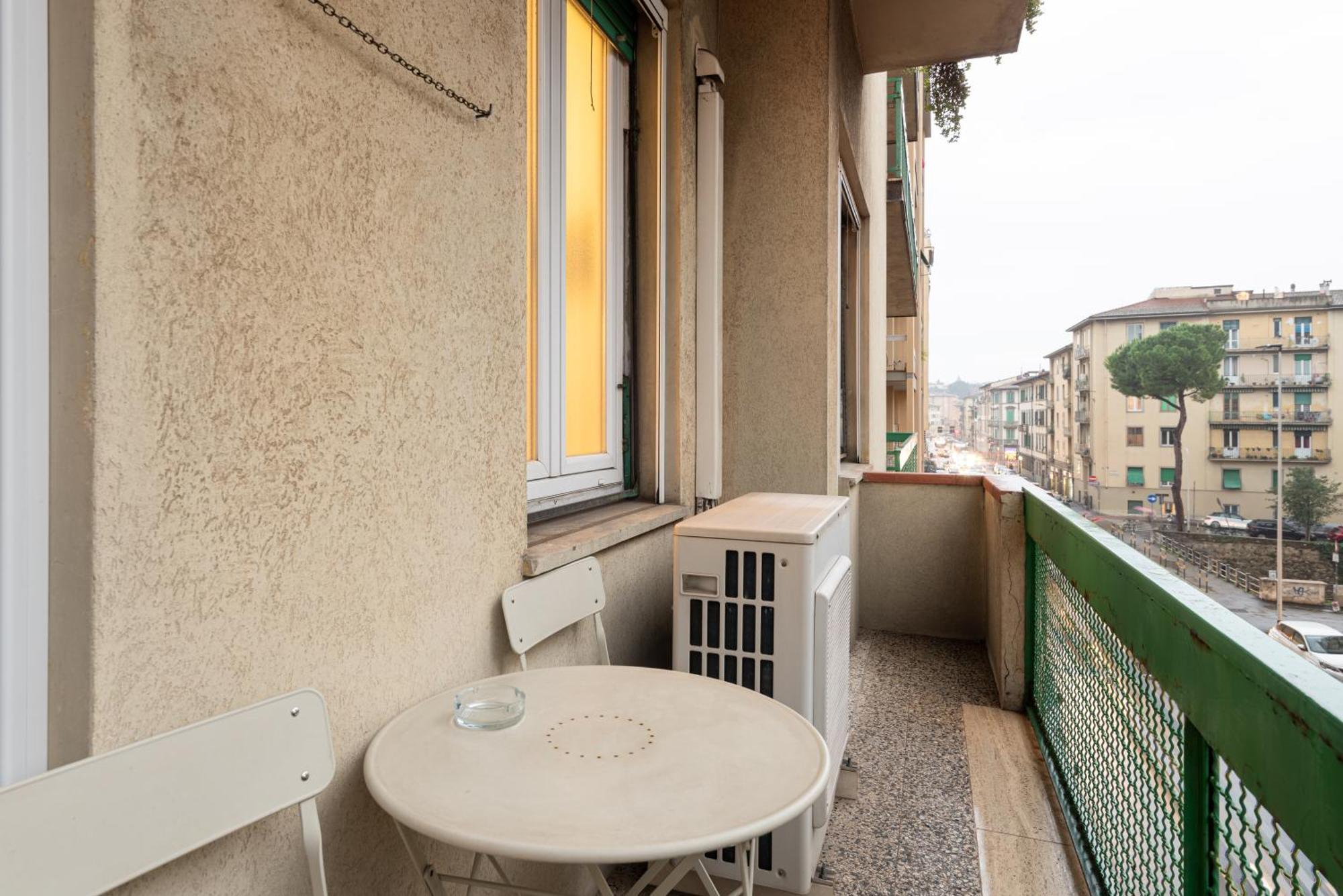 Comfortable 10 Minutes From Center Lejlighed *
