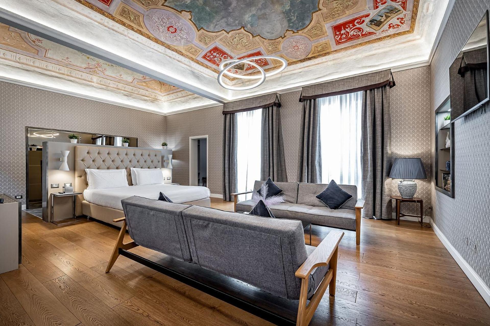 Martelli 6 & 3* Florença
