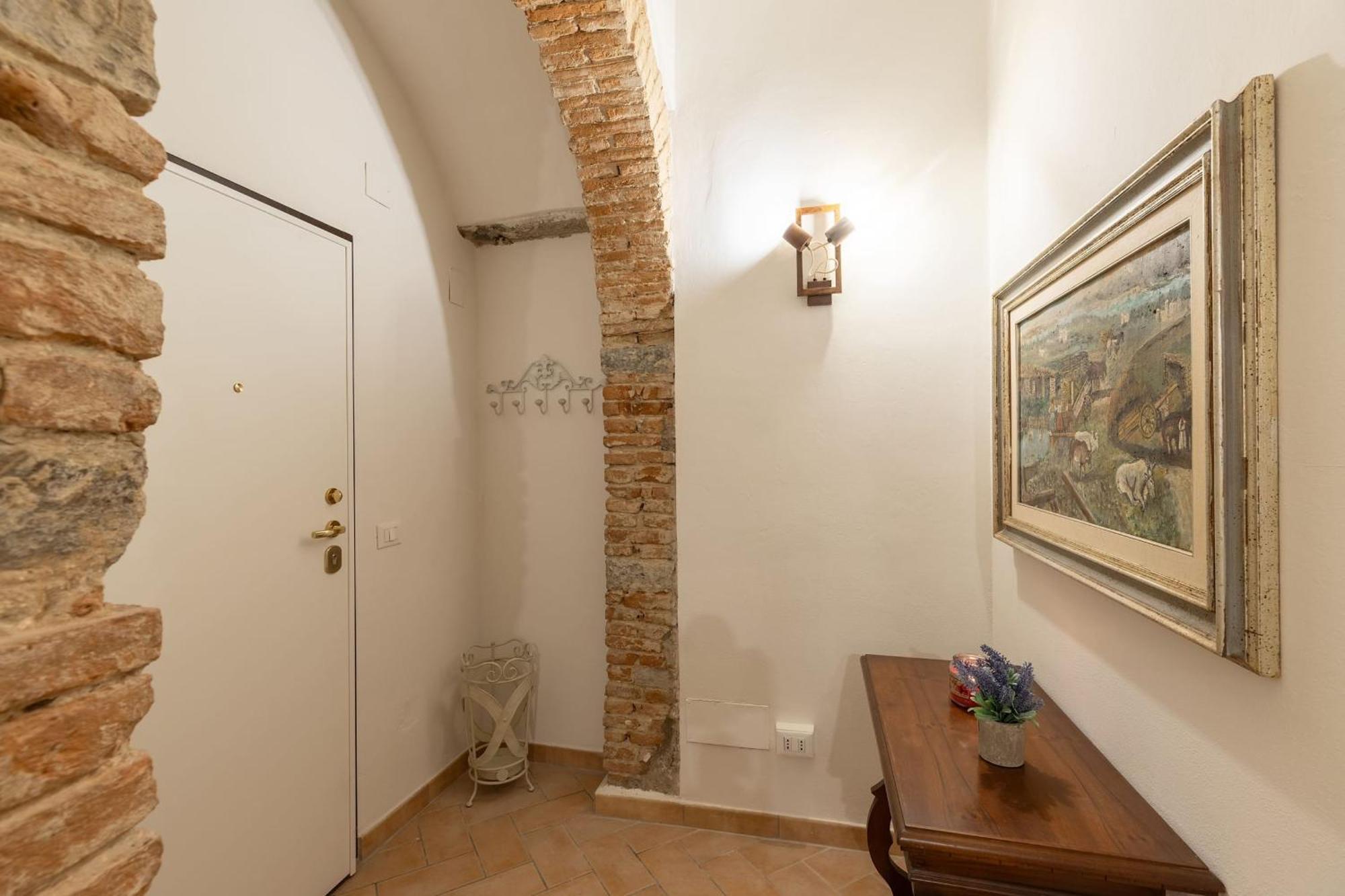 Santacroce Nest-hosted By Sweetstay Apartamento Florença