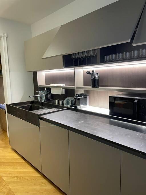 Caterina De' Medici Luxury Attic With Terrace And Parking Appartamento Firenze