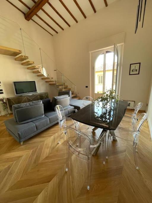 Appartamento Caterina De' Medici Luxury Attic With Terrace And Parking *