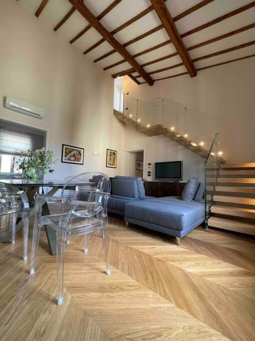 Caterina De' Medici Luxury Attic With Terrace And Parking * Firenze