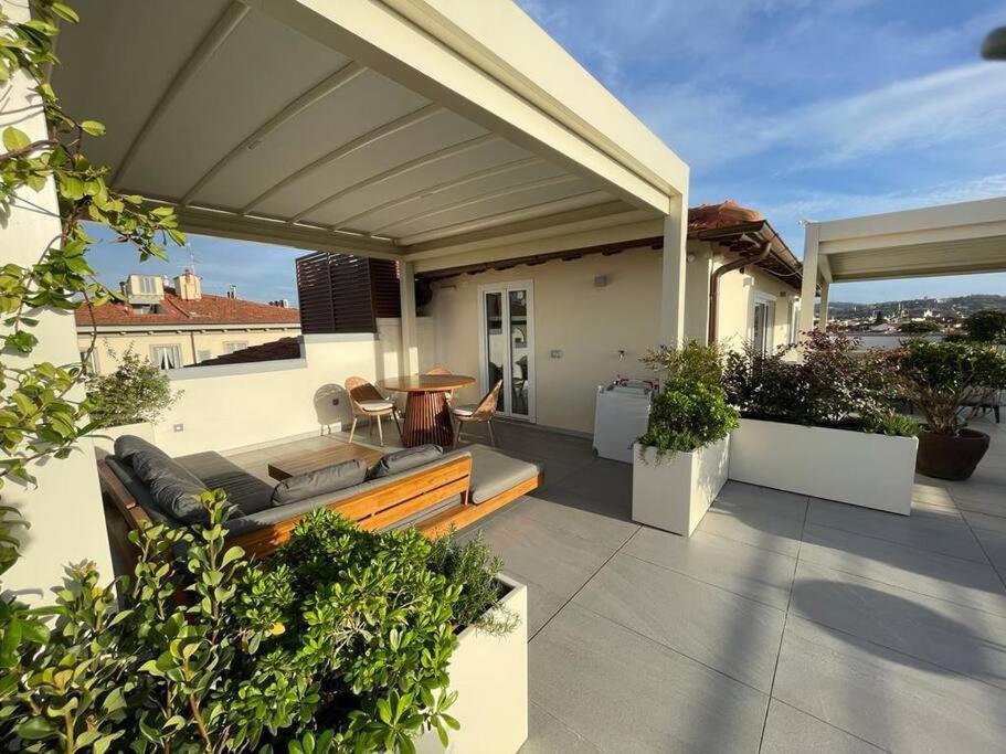 Caterina De' Medici Luxury Attic With Terrace And Parking Firenze