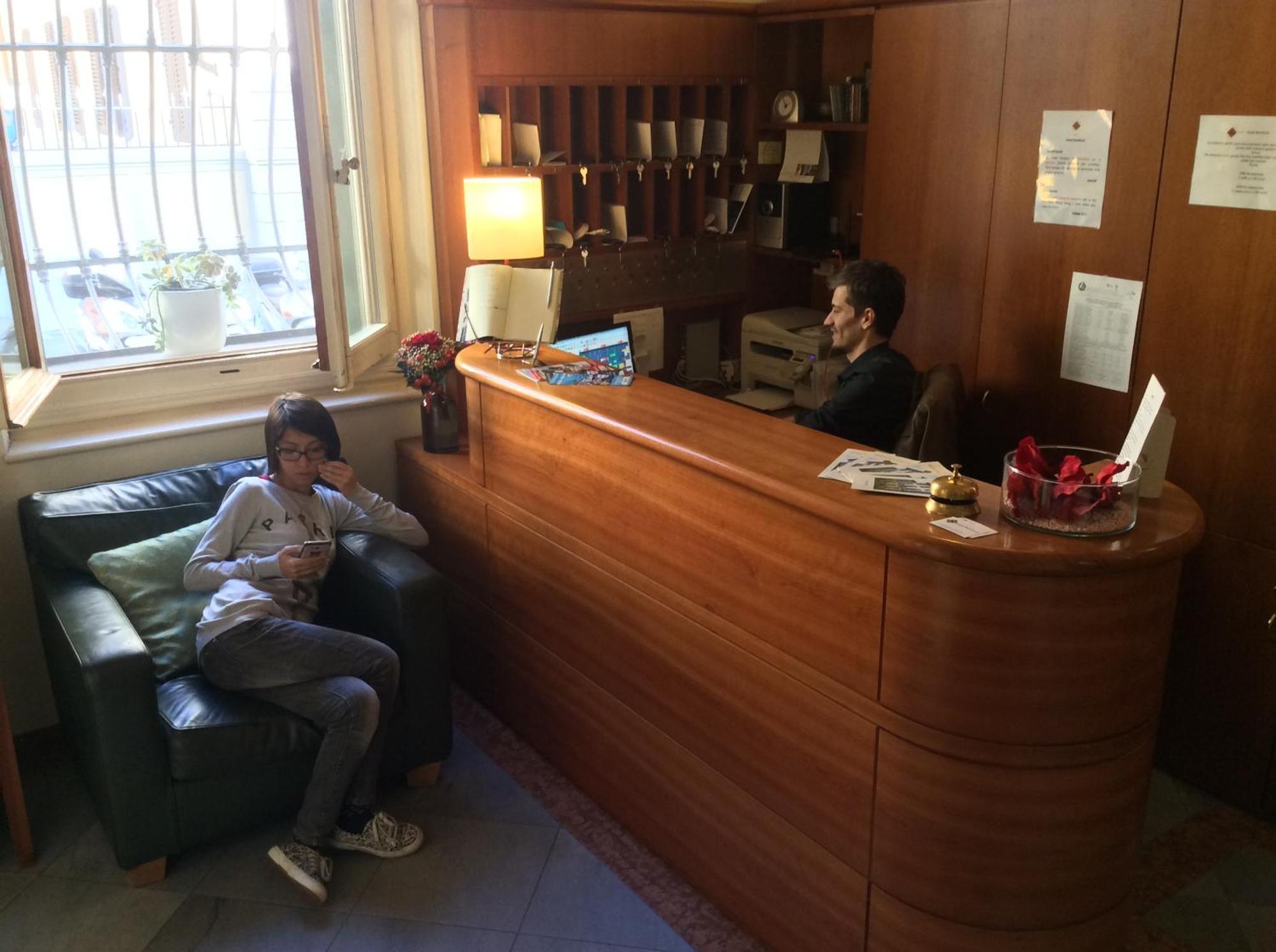Hotel Bonifacio 3*