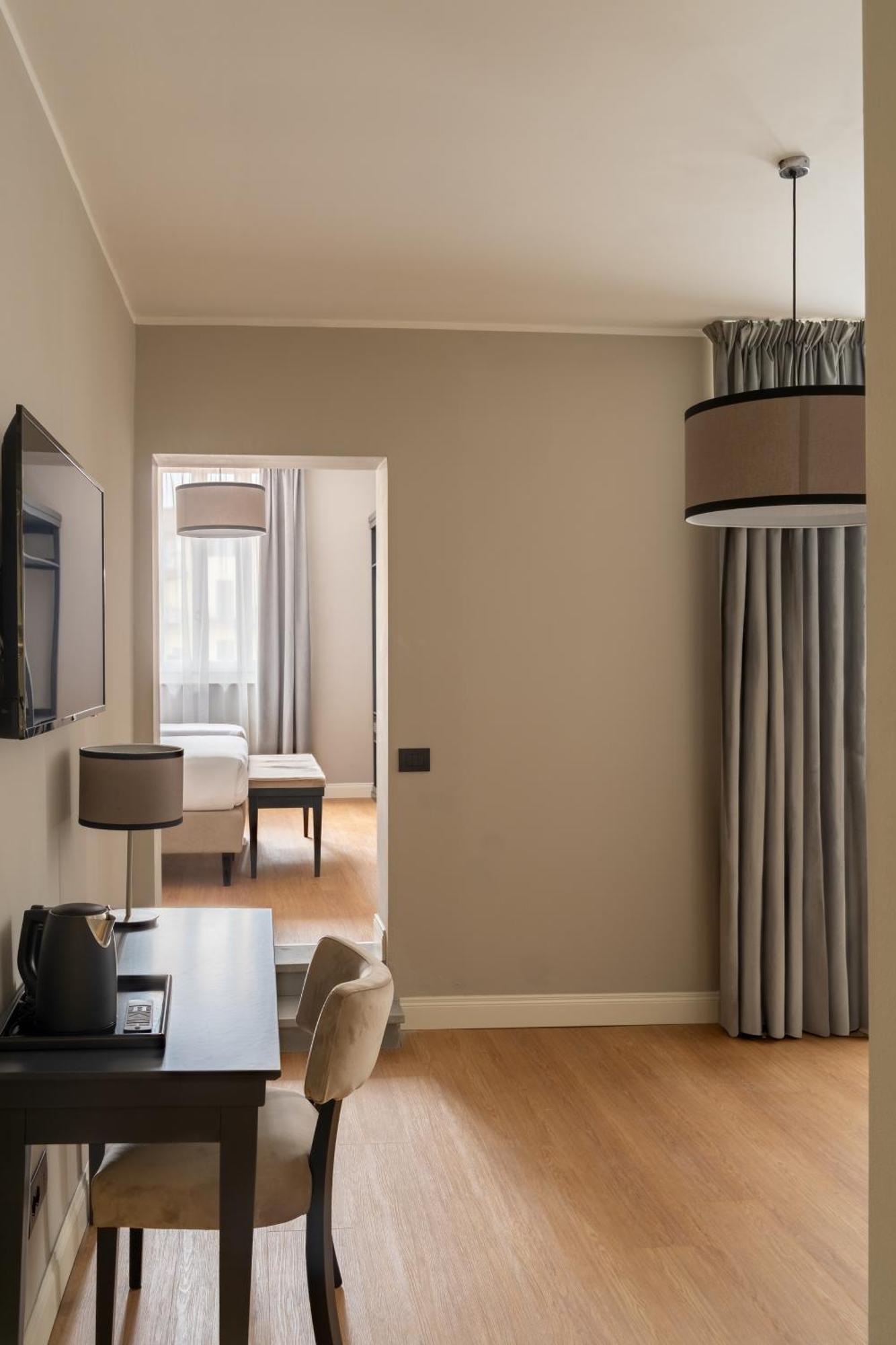 Flom Boutique 4*