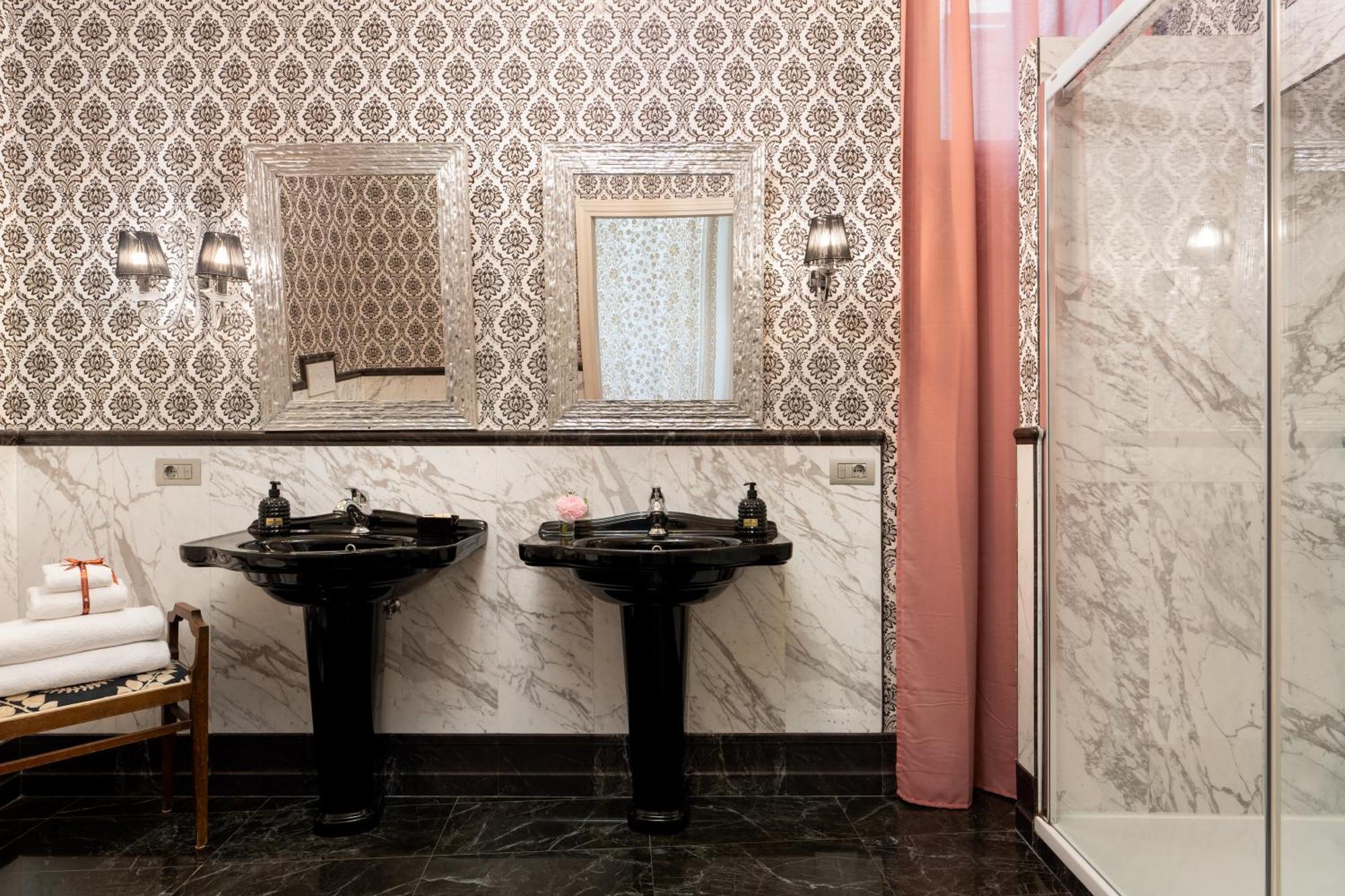 Piazza Pitti Palace - Residenza D'epoca Bed & Breakfast