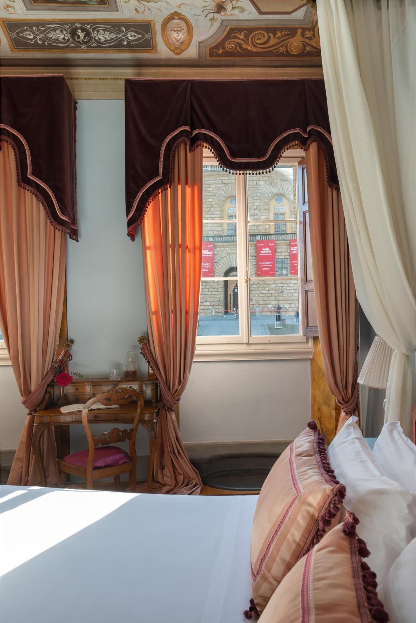 Piazza Pitti Palace - Residenza D'epoca Bed & Breakfast Firenze