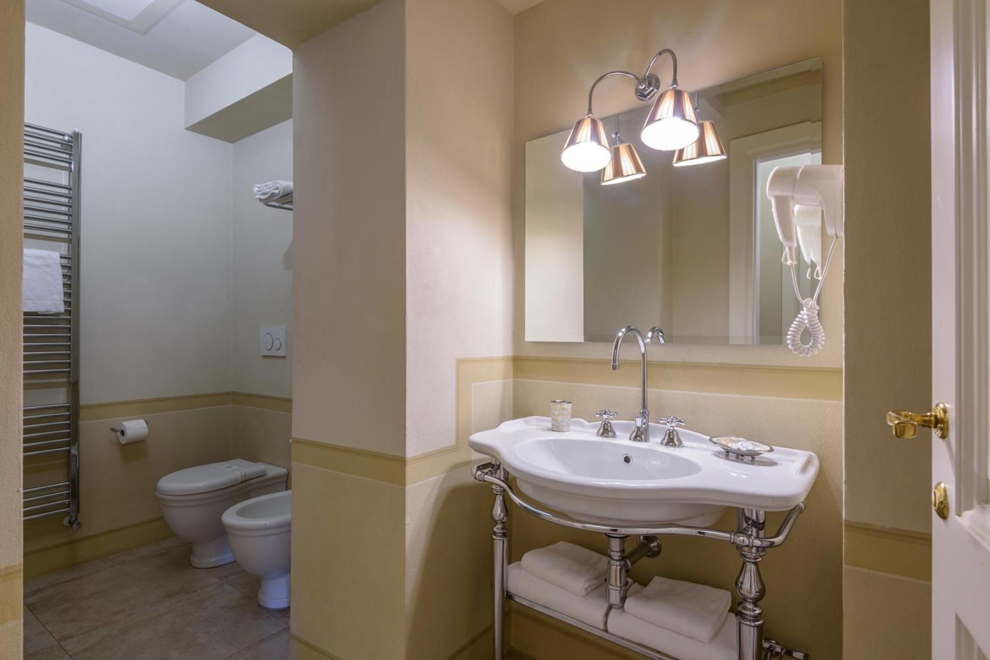 Palazzo Della Stufa Residenza D'epoca Bed & Breakfast