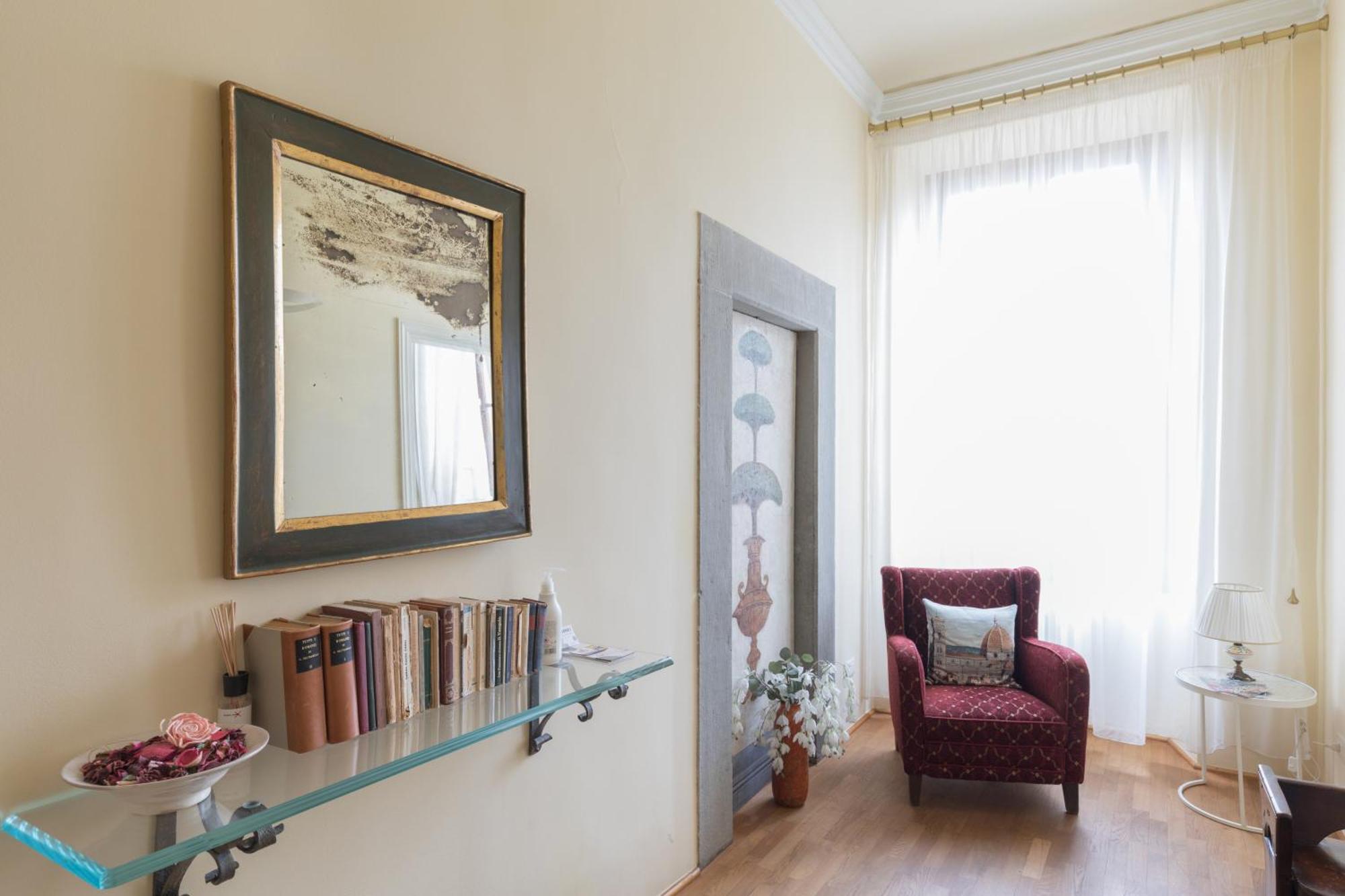 A Touch Of History, In Santa Reparata Appartement