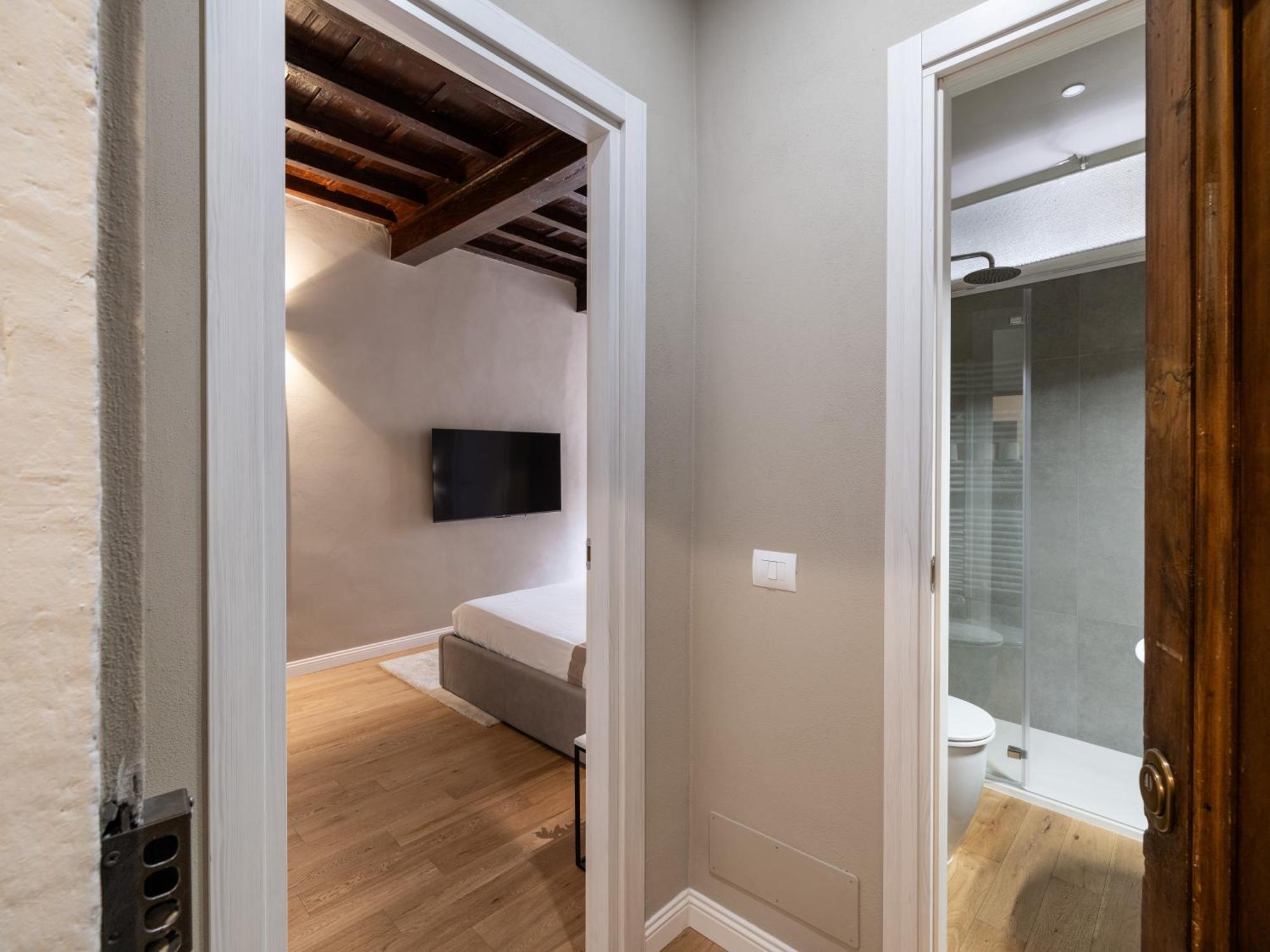 Santa Croce Luxury - Dolcevita Apartamento Florença