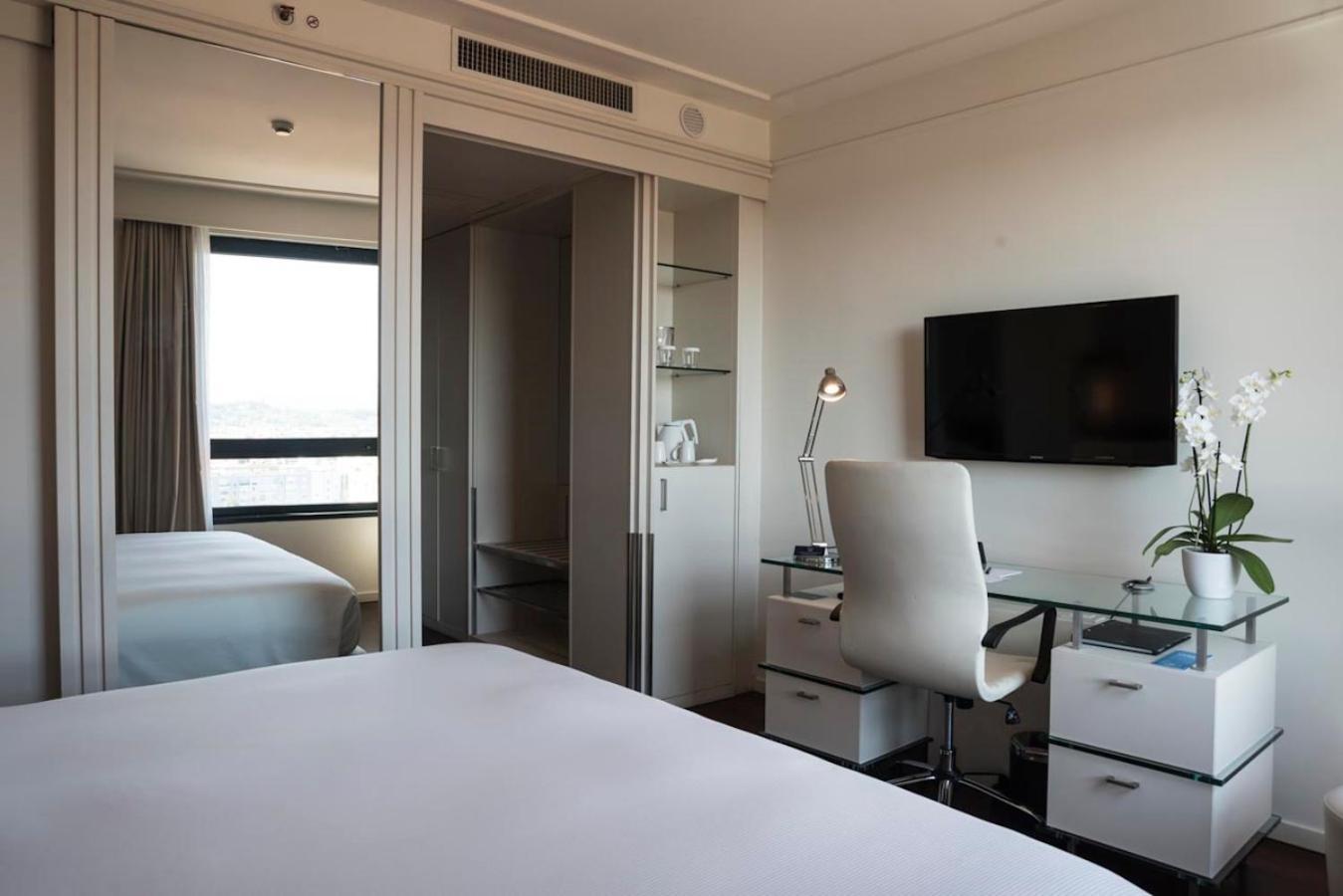 Hilton Metropole Hotel