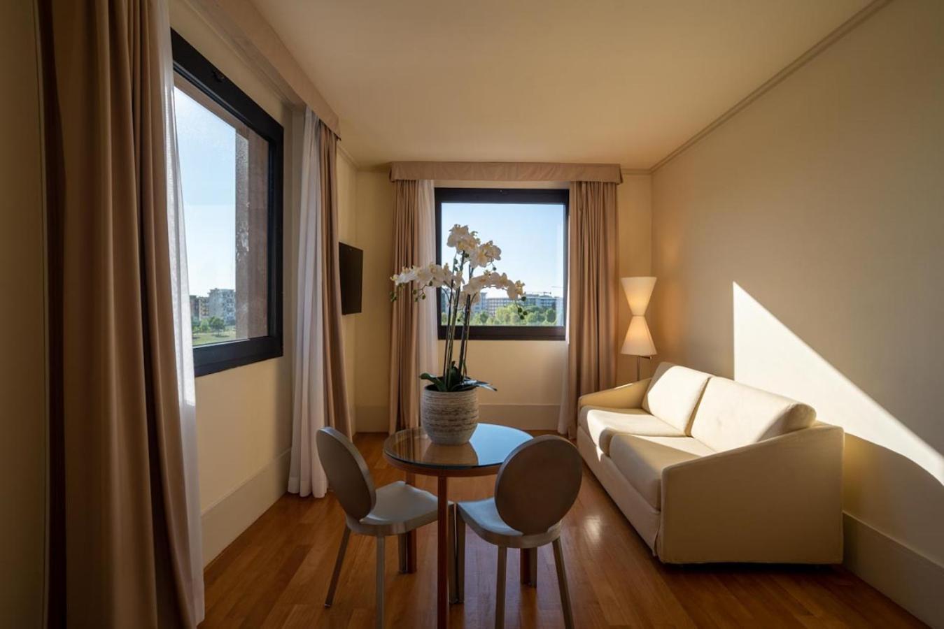 Hotell Hilton Garden Novoli 4*