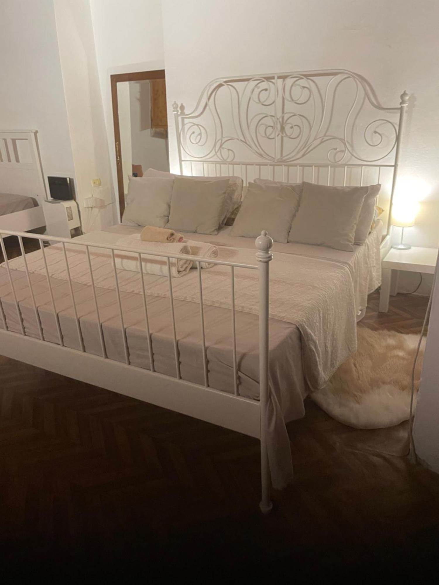 Flo Bed & Breakfast