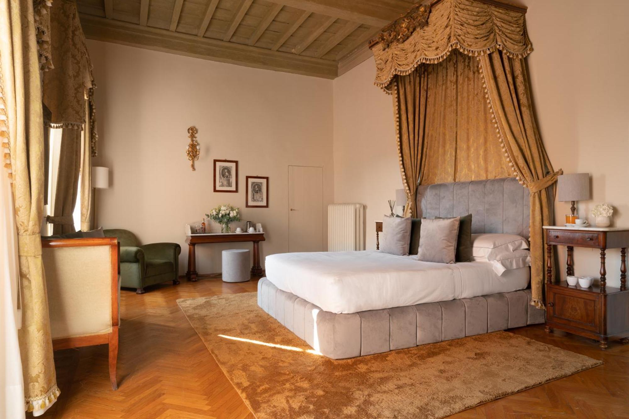 Loggiato Dei Serviti Hotel Firenze