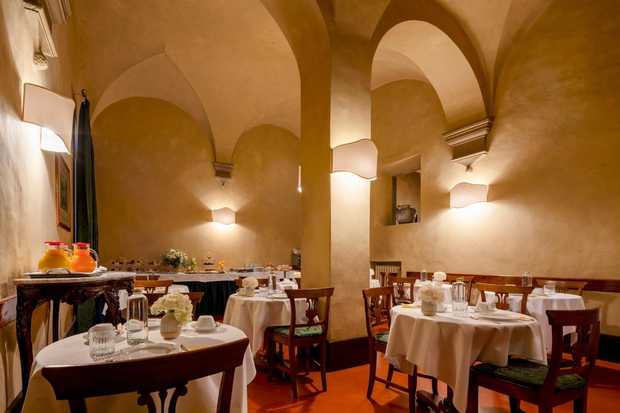 Loggiato Dei Serviti Firenze