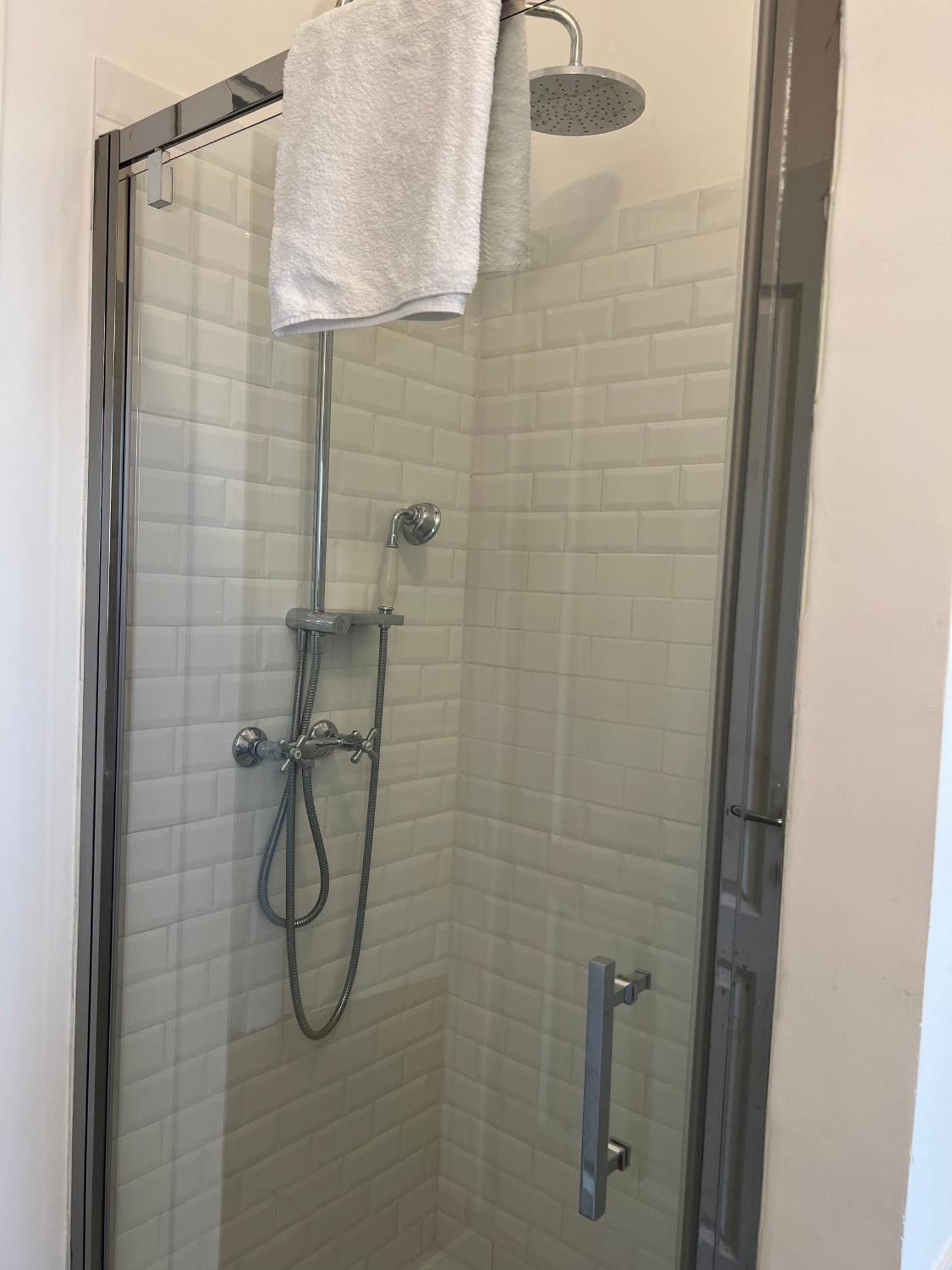 Lejlighed Santa Rosa 3 Bedrooms - Private Parking