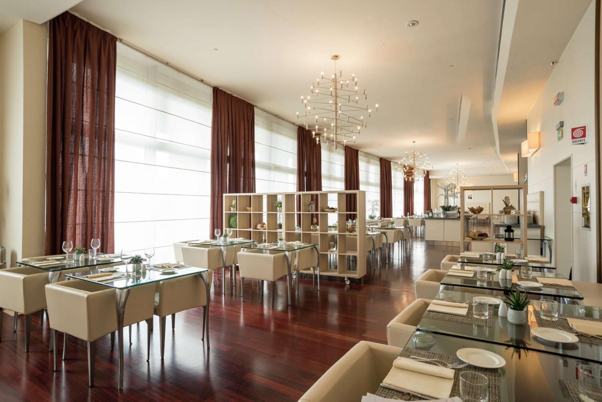 Hilton Metropole 4*