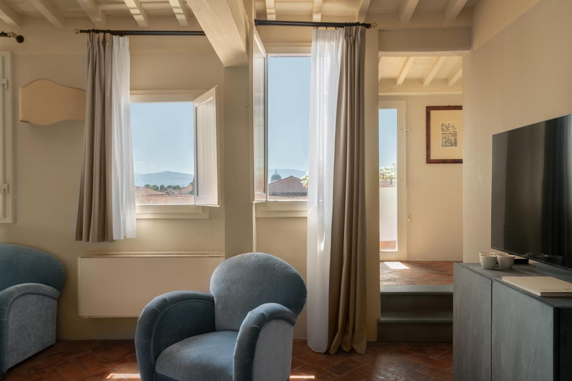 Loggiato Dei Serviti Firenze
