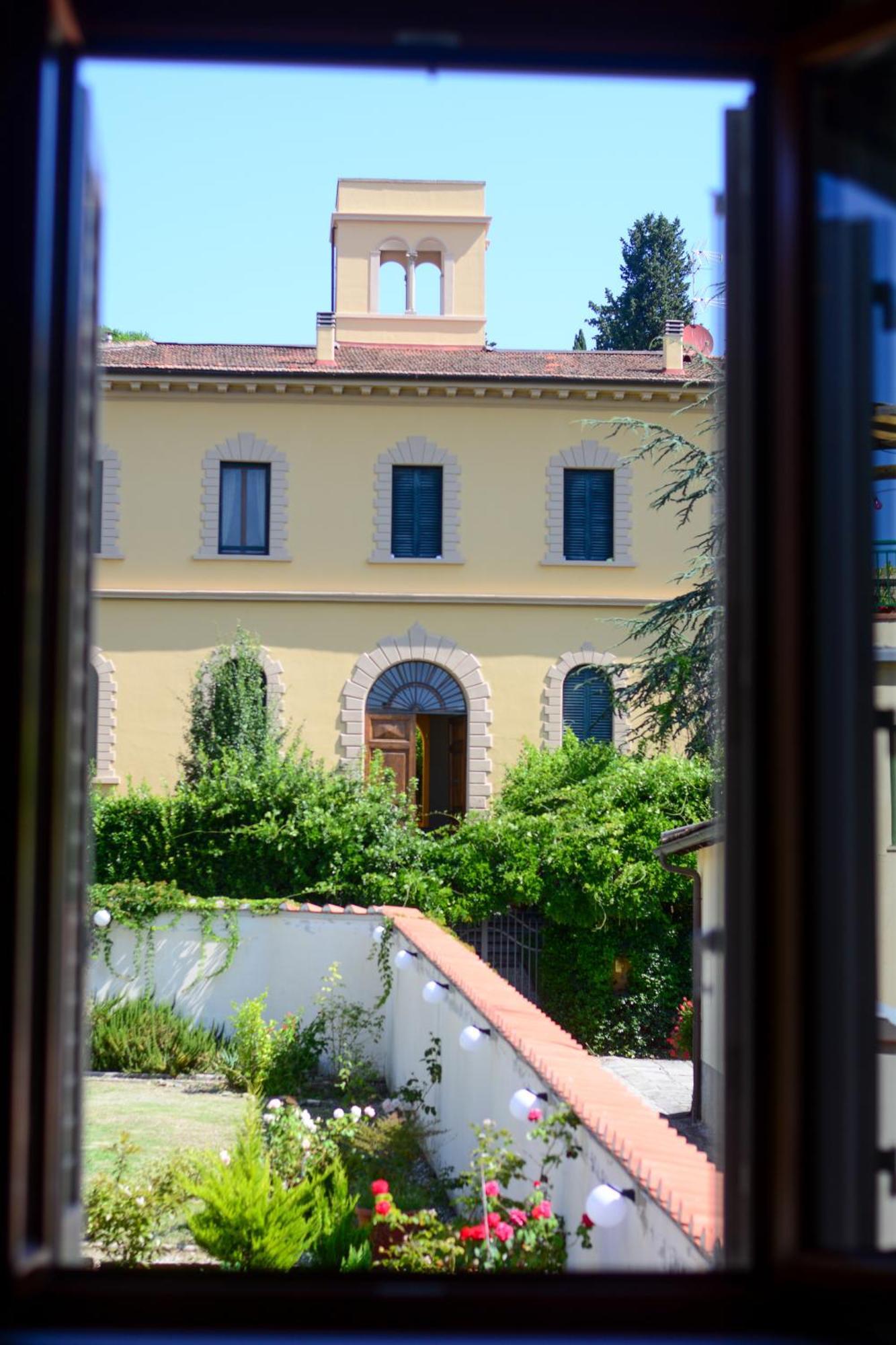 Gelsomino Garden Hotell 2*