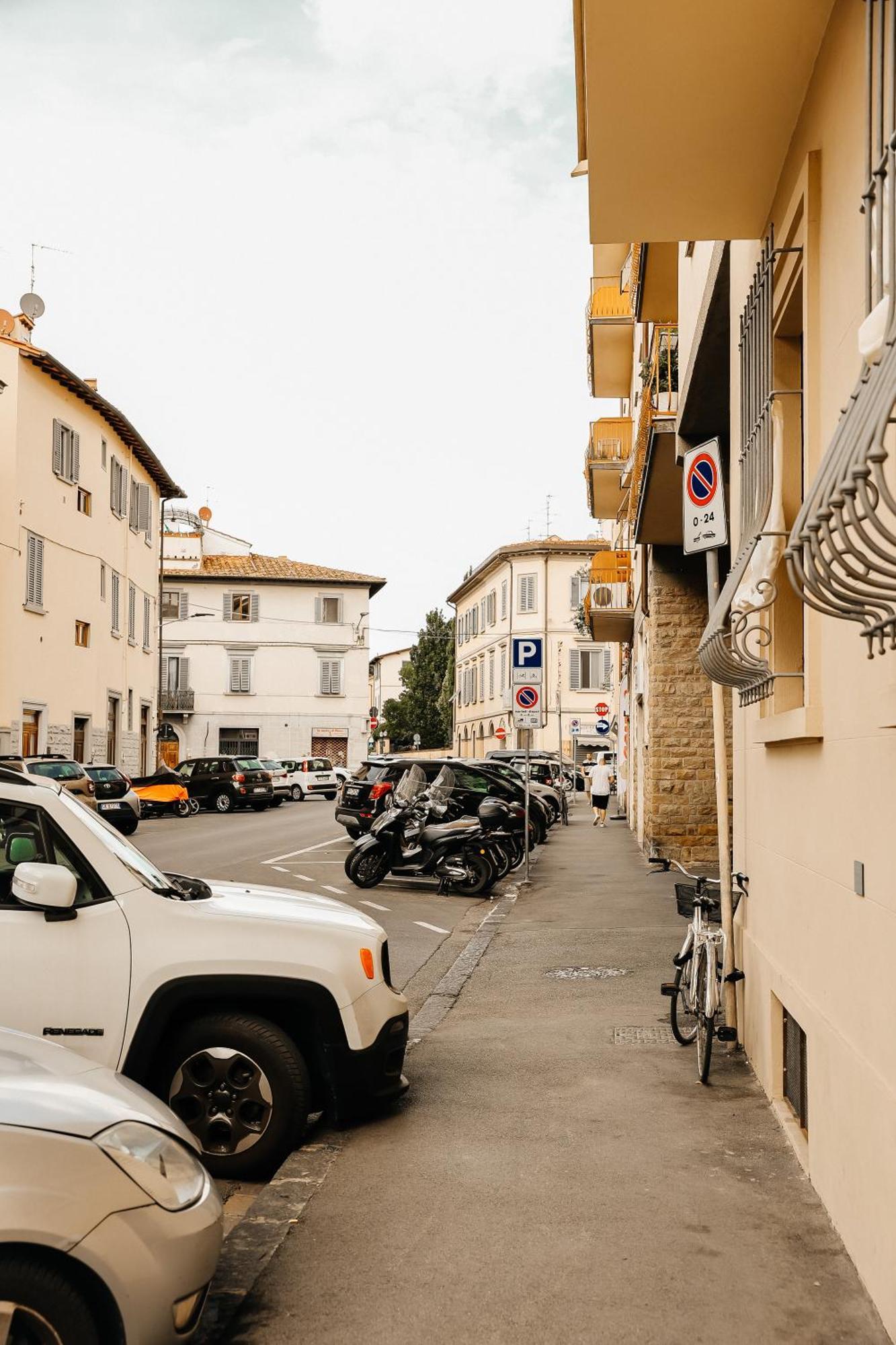 Modern In The Heart Of Leilighet