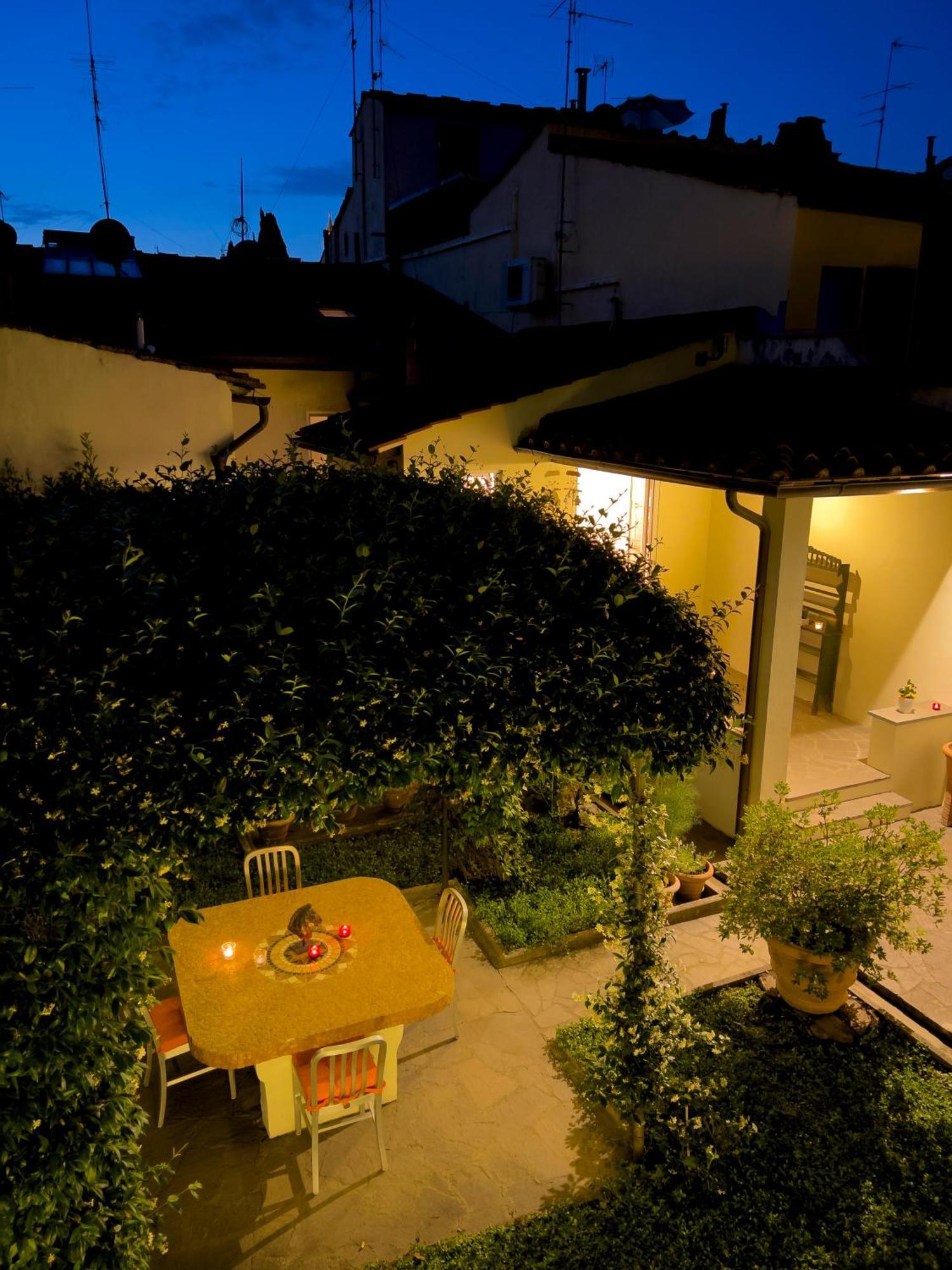 San Niccolo Walls Garden Appartement