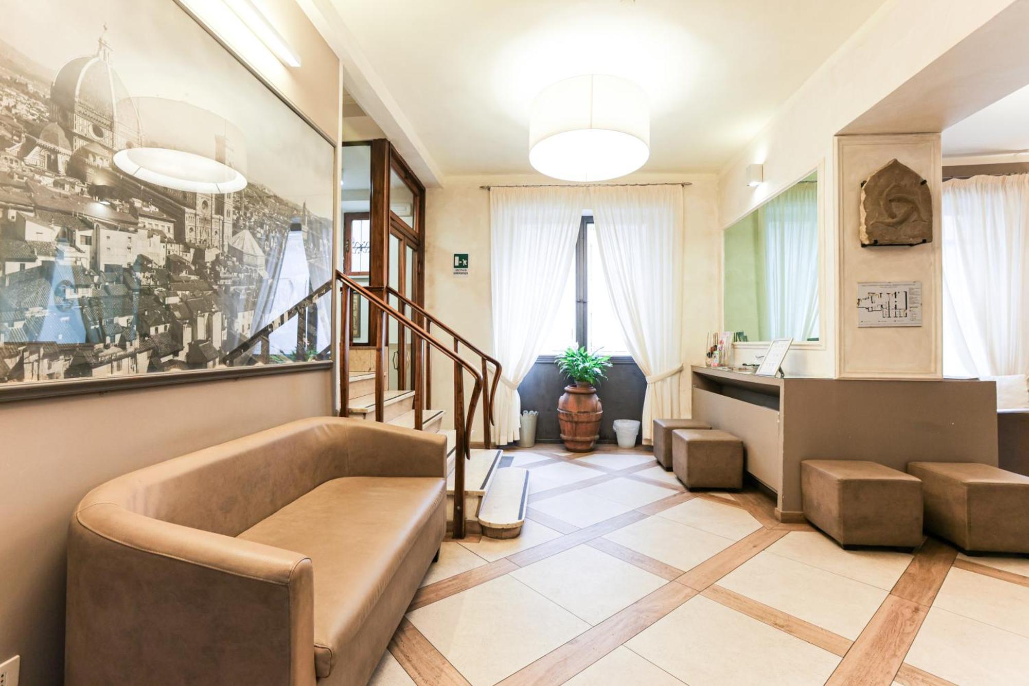 Hotel Albergo Firenze 3*