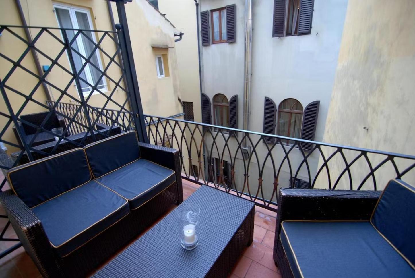 Apartment Ta - One Bedroom Luxury In The Fashion District Florence