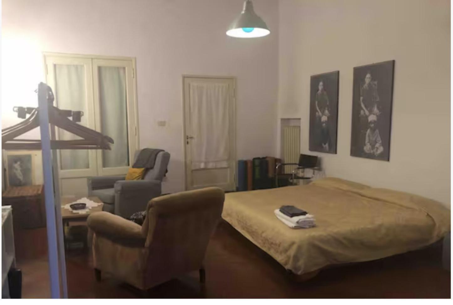 Large In Antique Building In Santo Spirito Firenze