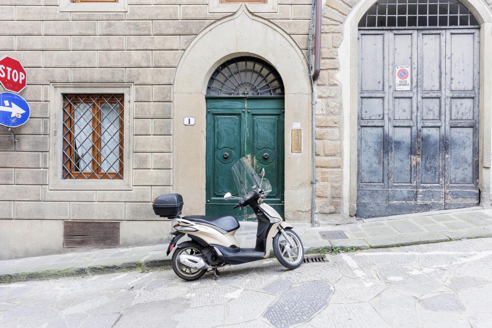 Ponte Vecchio Charming Apartamento Florença