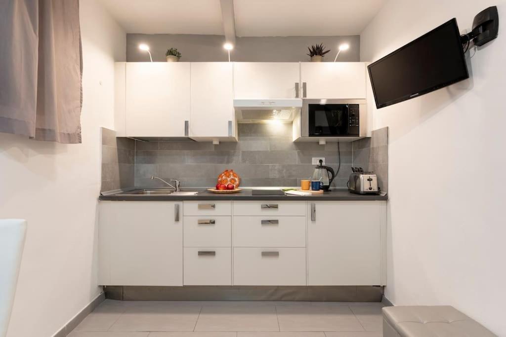 Leilighet Macci-sant' Ambrogio One Bedroom Flat
