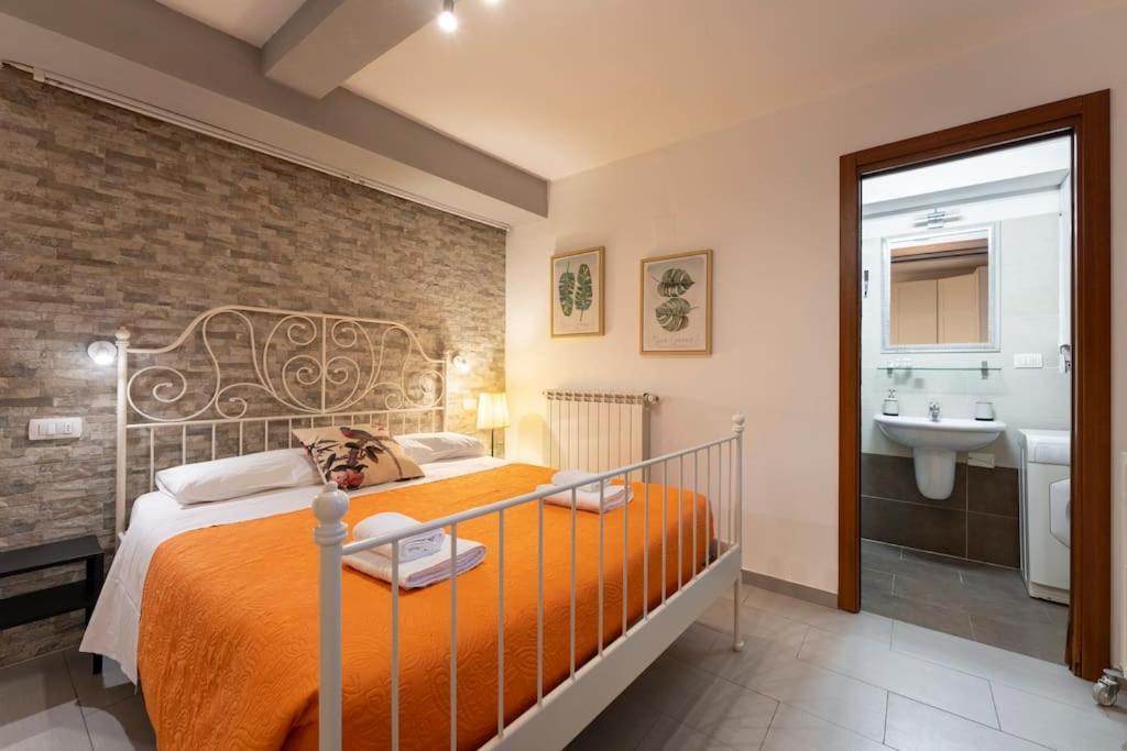 Macci-sant' Ambrogio One Bedroom Flat Leilighet