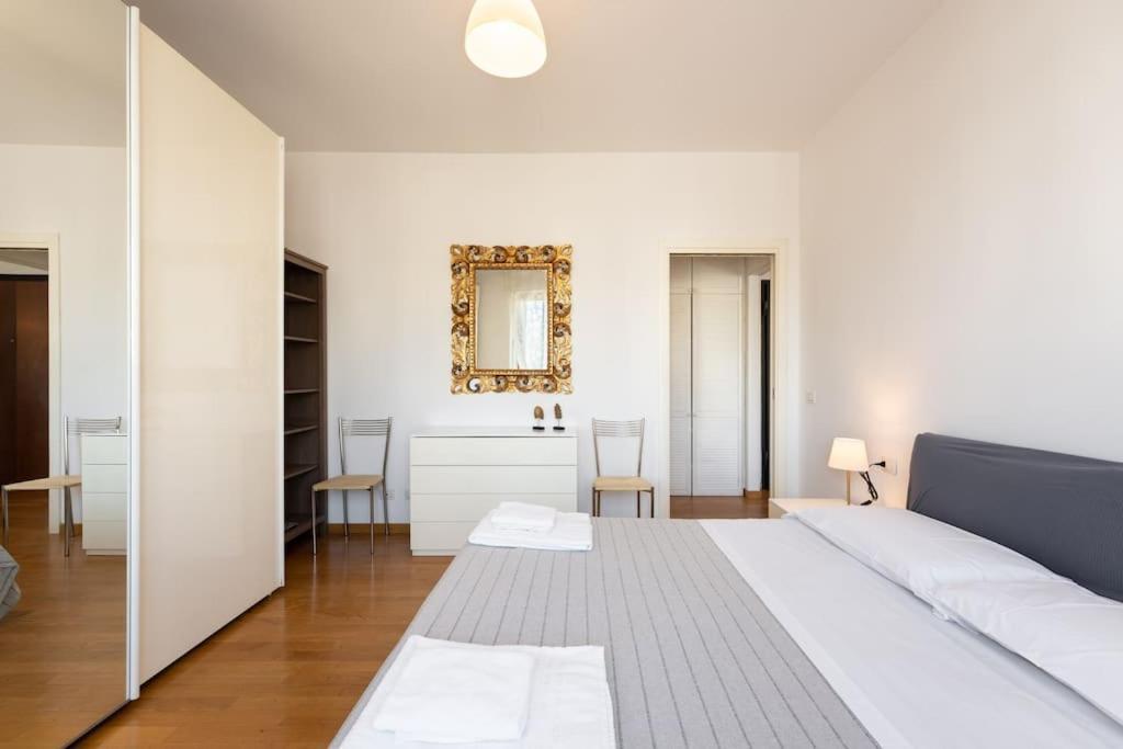 Belfiore2 1 Bedroom Apt By The Railways Station Lejlighed