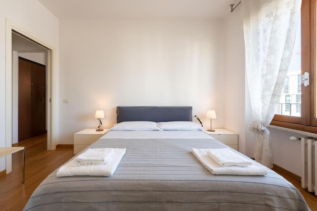 Lejlighed Belfiore2 1 Bedroom Apt By The Railways Station