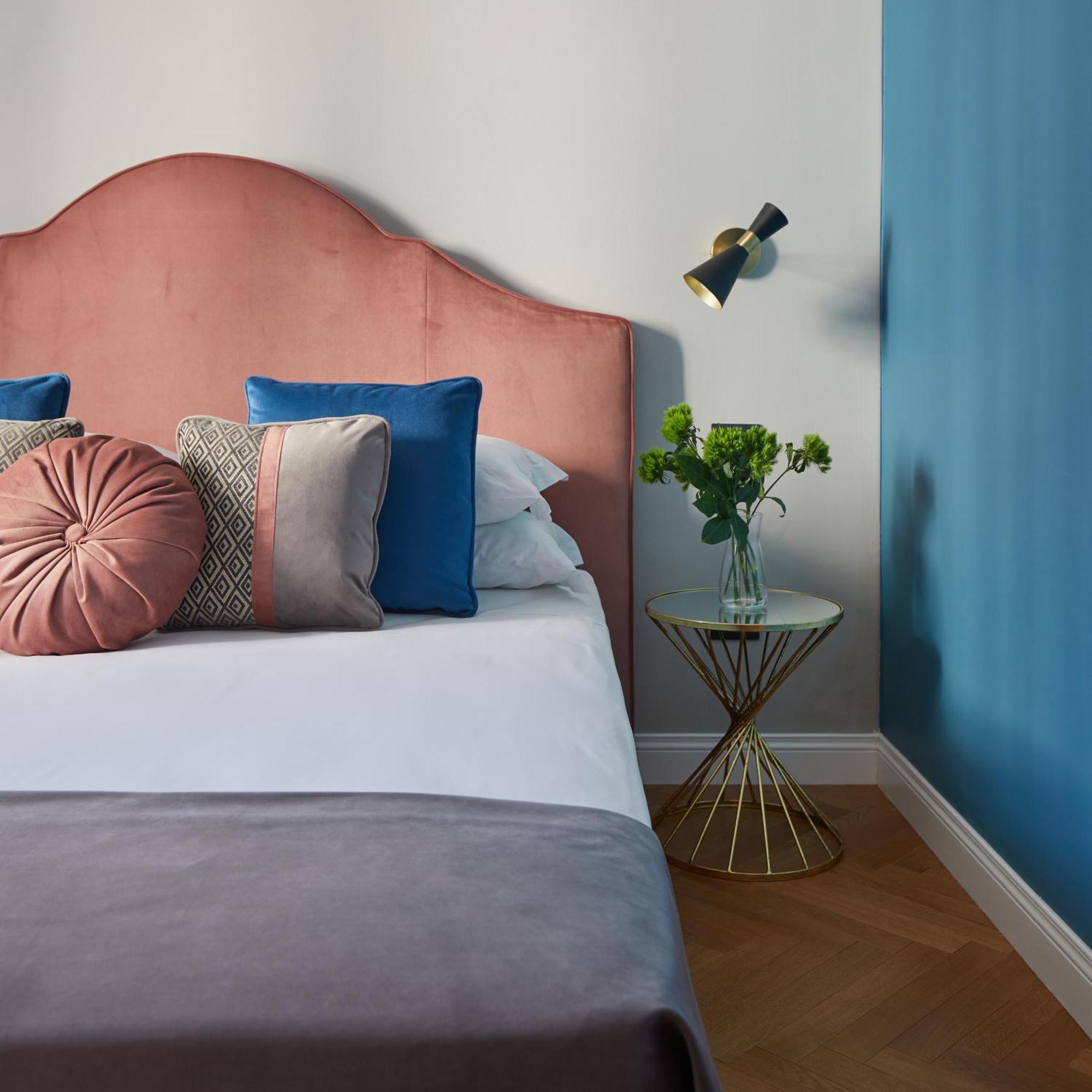 Santarosa Guest house *